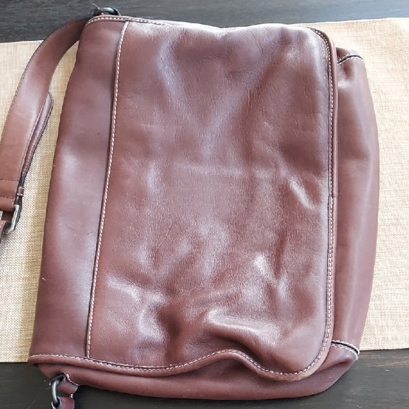Adrienne Vittadini Vintage Brown Leather Satchel/Messenger Bag, Unisex - Picture 7 of 12